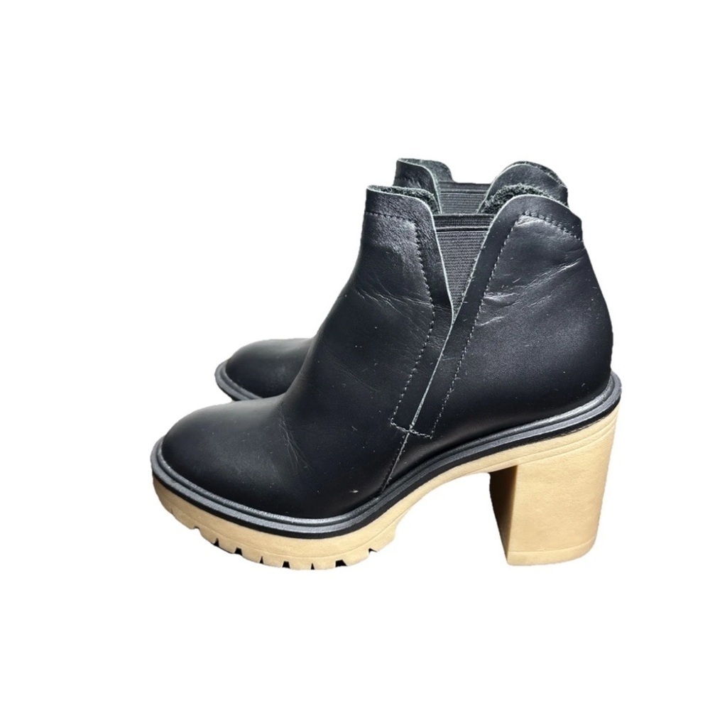 DV Dolce Vita Jerad Boots Lug Sole Faux Leather Booties Women's Size 7.5 Black - Picture 5 of 10